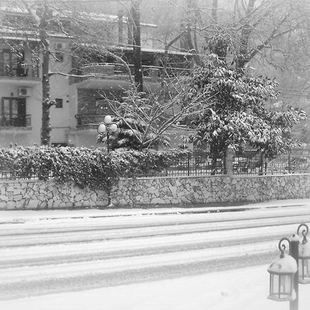 Nostos Hotel Káto Loutrákion Exterior foto