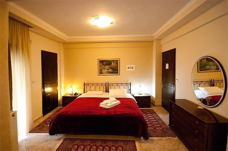 Nostos Hotel Káto Loutrákion Cameră foto