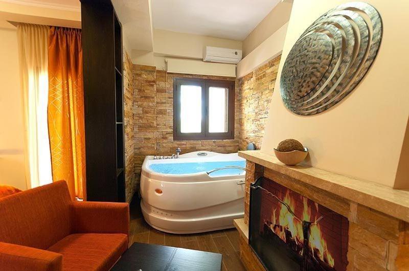 Nostos Hotel Káto Loutrákion Cameră foto