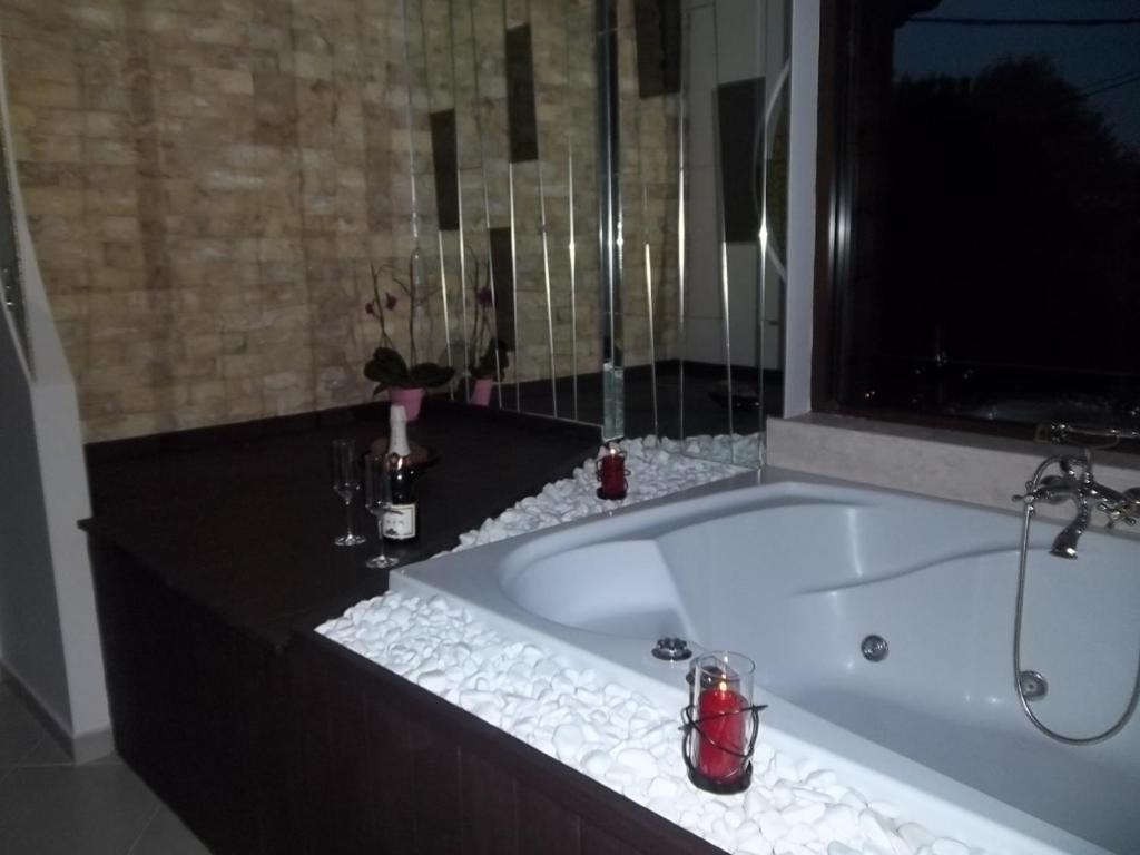 Nostos Hotel Káto Loutrákion Cameră foto
