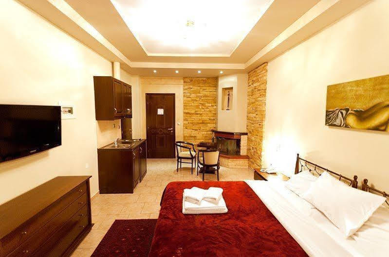 Nostos Hotel Káto Loutrákion Exterior foto